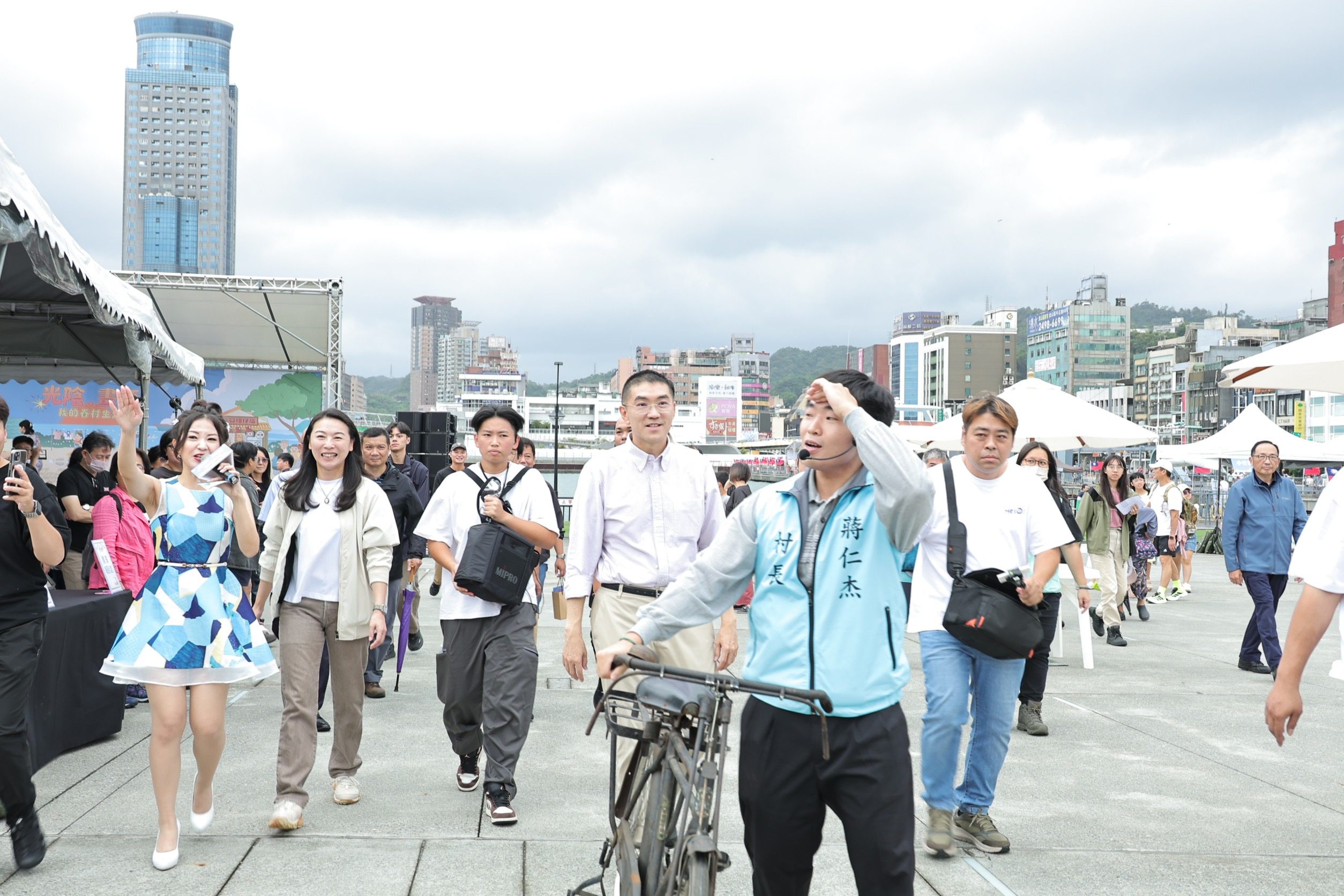 基隆眷村文化節湧人潮　市集、遊戲帶動懷舊風