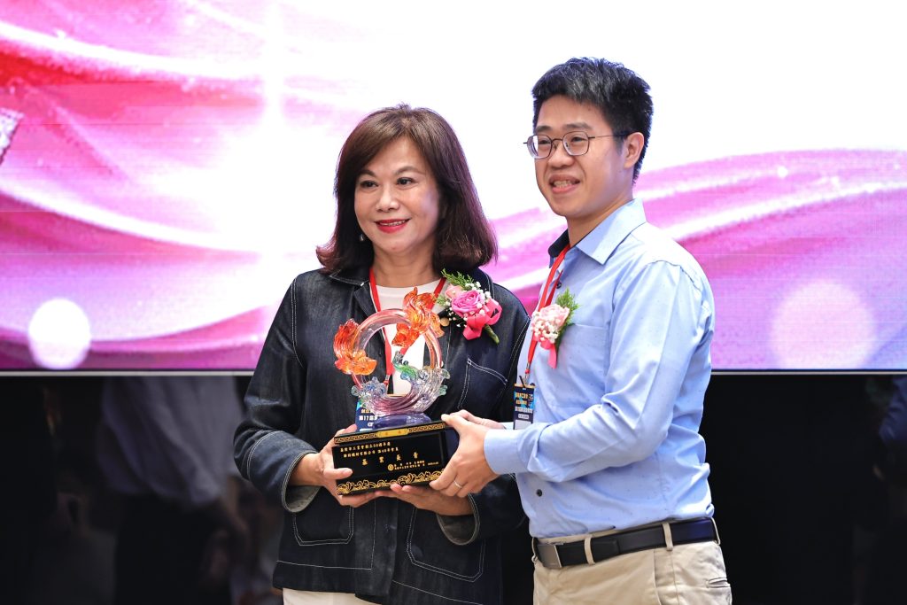 S__459358219 - 報新聞 Mega News