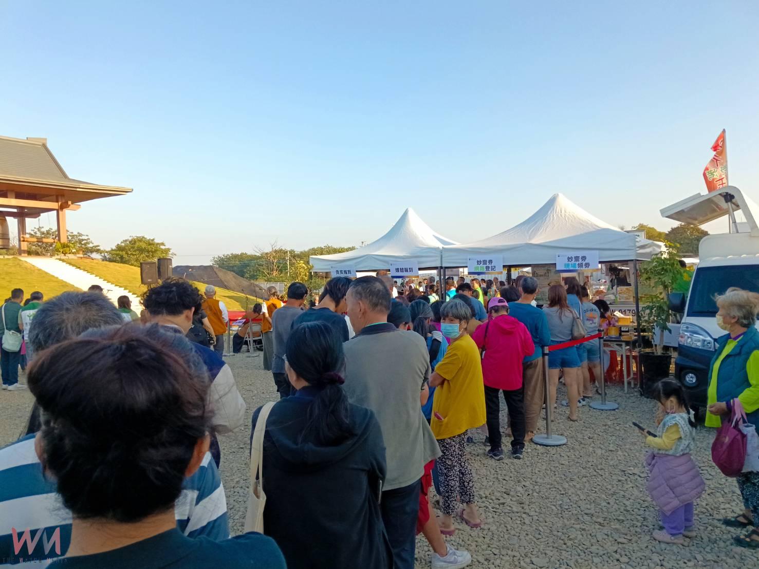 知恩寺舉辦感恩授贈與蔬食小夜市　近千人共襄盛舉 - https://www.watchmedia01.com