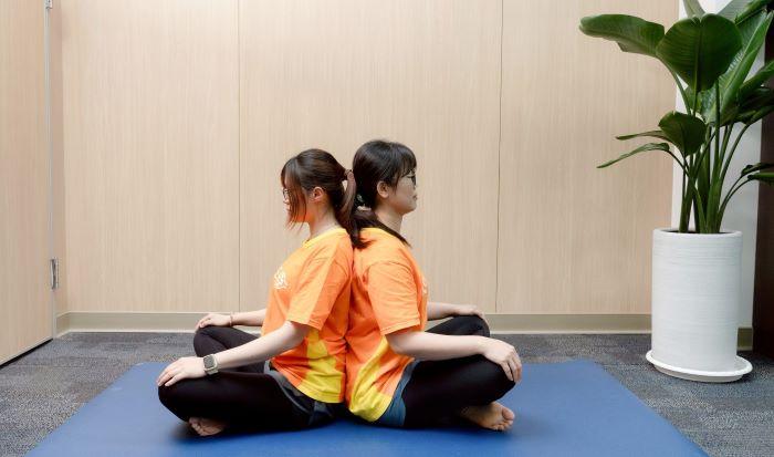 《圖說》氣功、瑜珈、太極拳及正念冥想等溫和型身心運動，對BDNF的提升效果最為顯著，對活化腦部功能具有實質助益。〈土城醫院提供〉