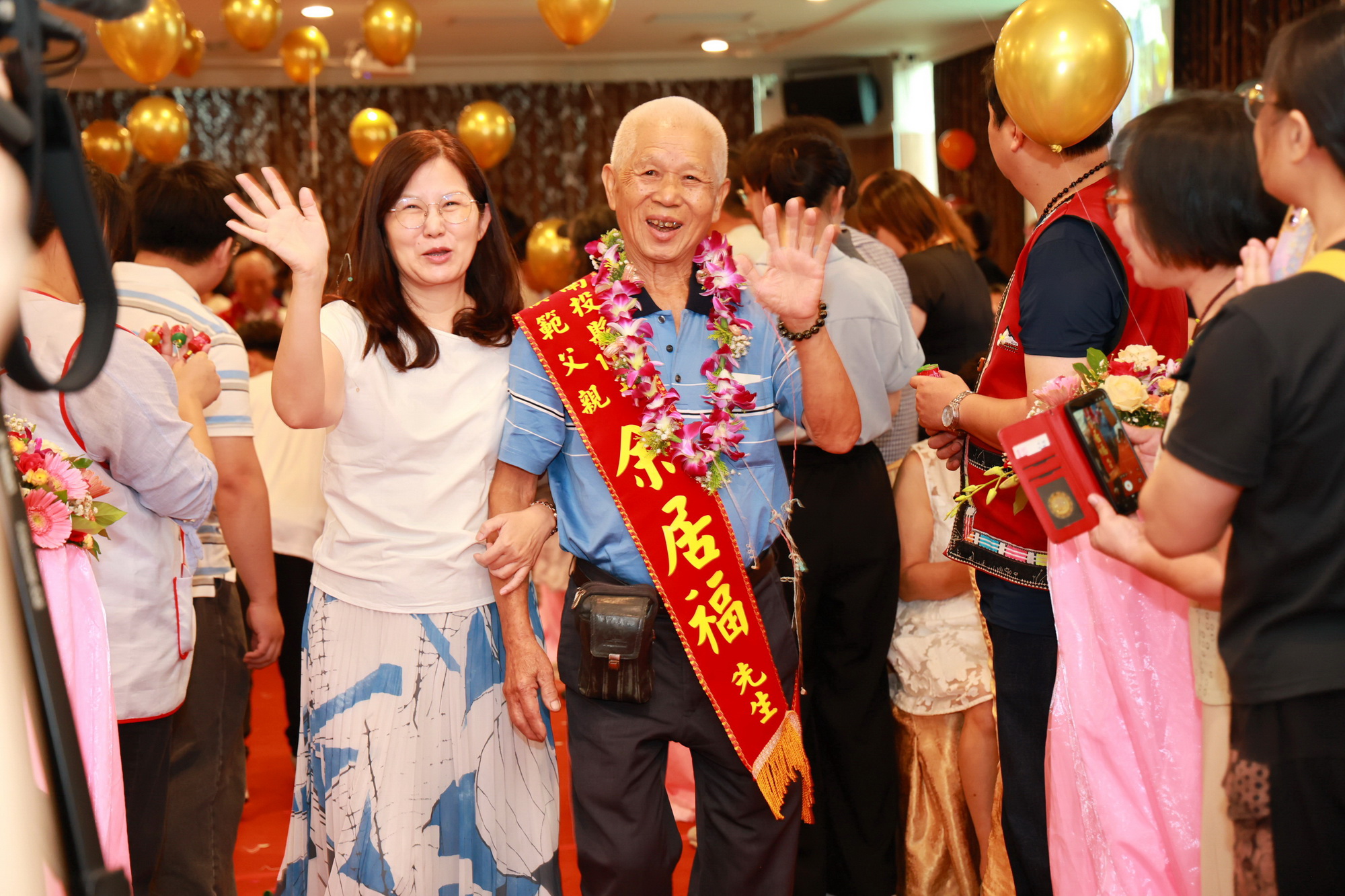 相關圖片2-許縣長表揚模範父親  肯定感謝付出和貢獻