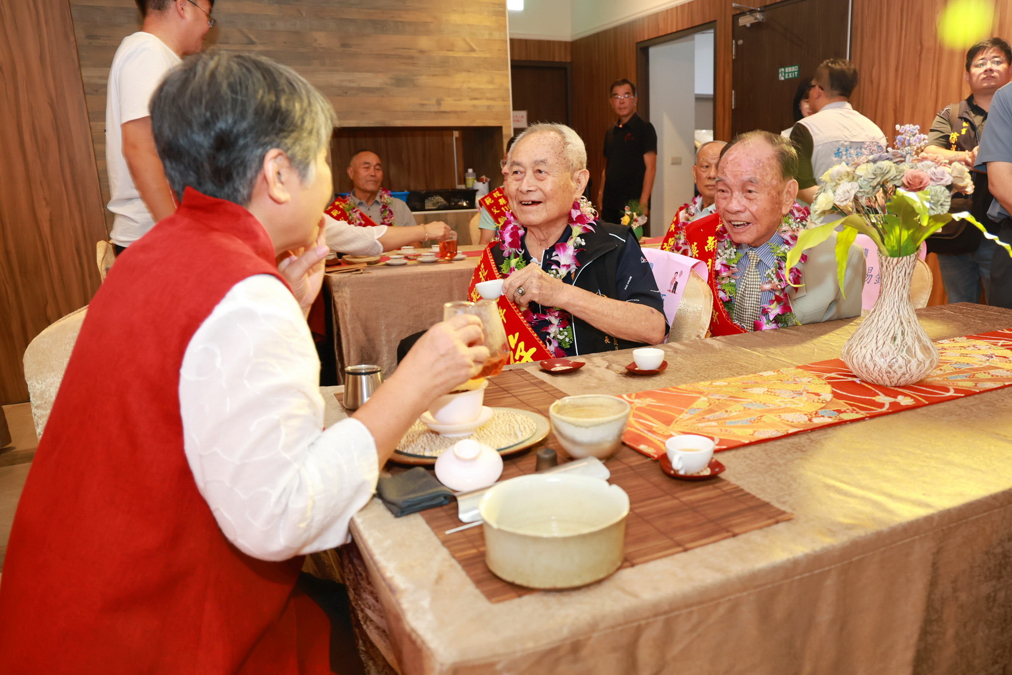 相關圖片4-許縣長表揚模範父親  肯定感謝付出和貢獻